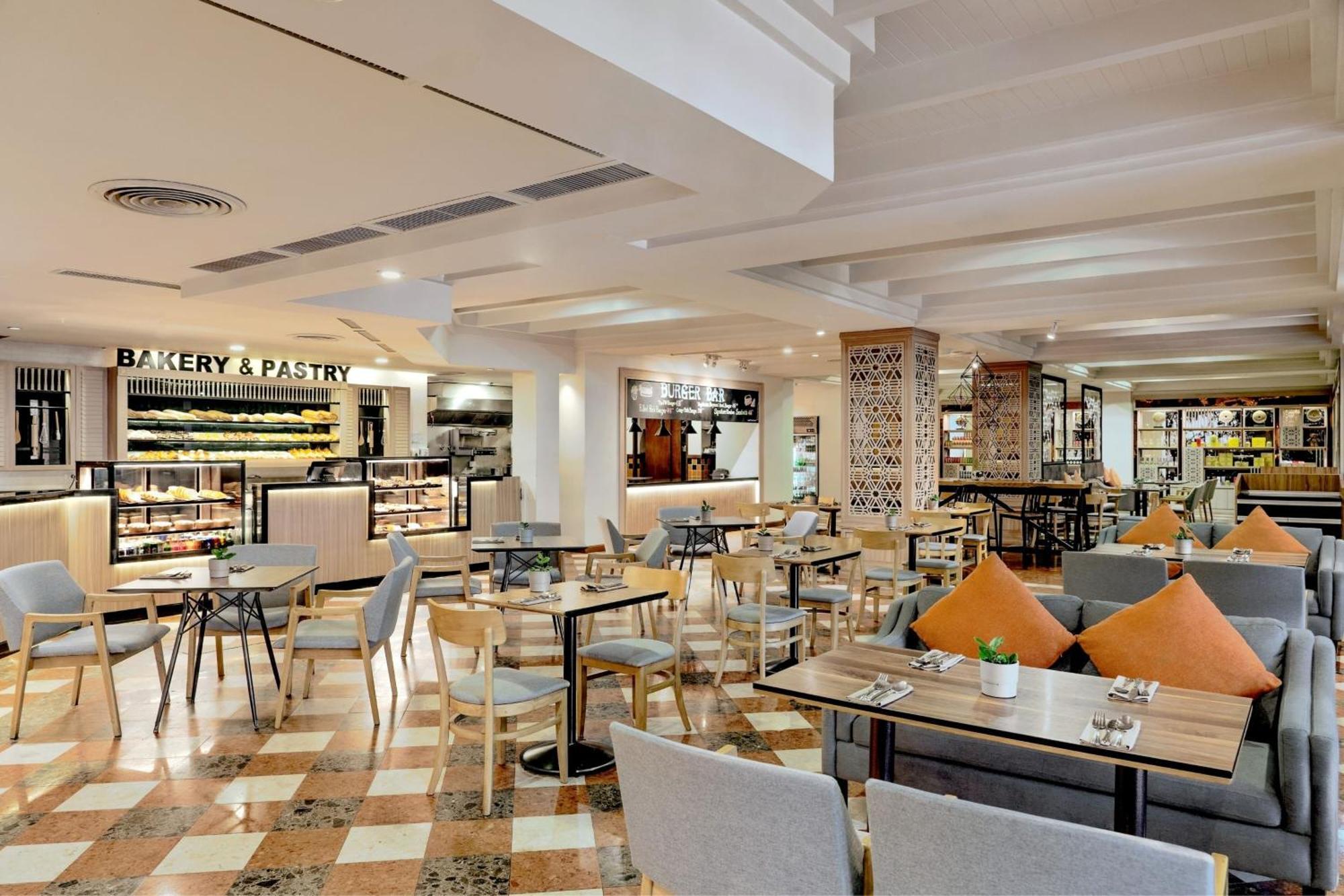 Marriott'S Phuket Beach Club Mai Khao Bagian luar foto